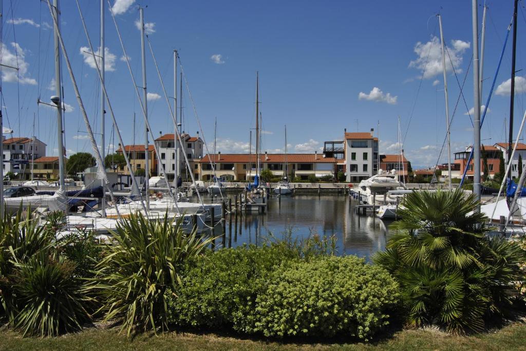 Residence Maestrale Caorle Eksteriør bilde